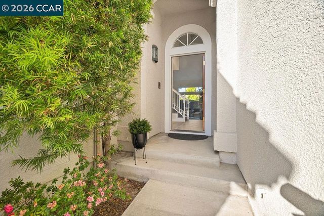 371 Bellflower Ct, San Ramon, CA 94582