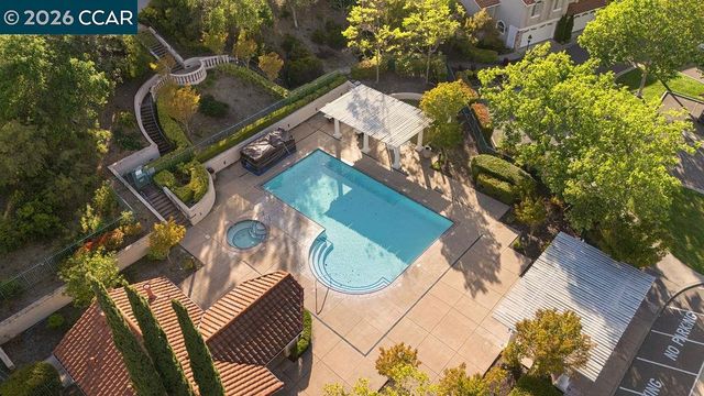 371 Bellflower Ct, San Ramon, CA 94582