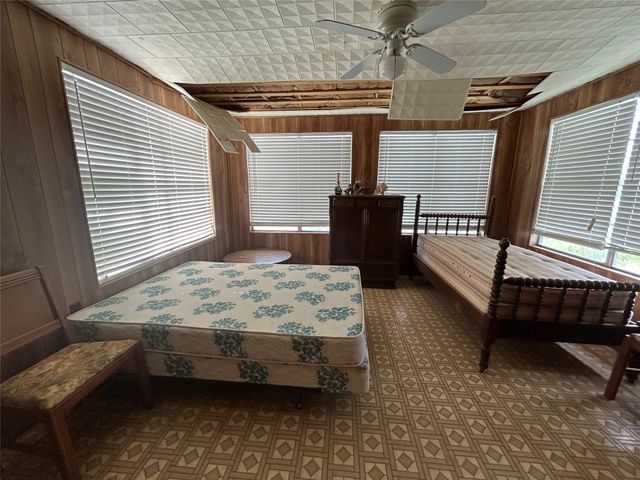 410 County Road 433, Mullin, TX 76864