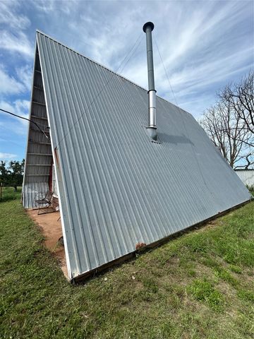 410 County Road 433, Mullin, TX 76864