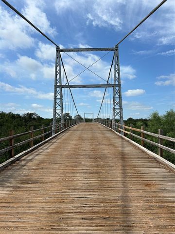 410 County Road 433, Mullin, TX 76864