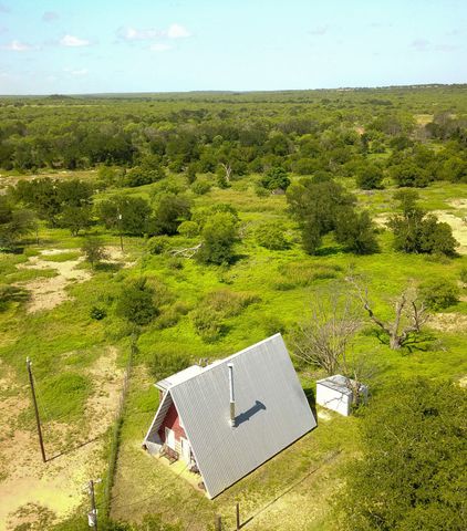 410 County Road 433, Mullin, TX 76864