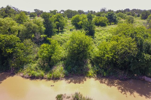 410 County Road 433, Mullin, TX 76864