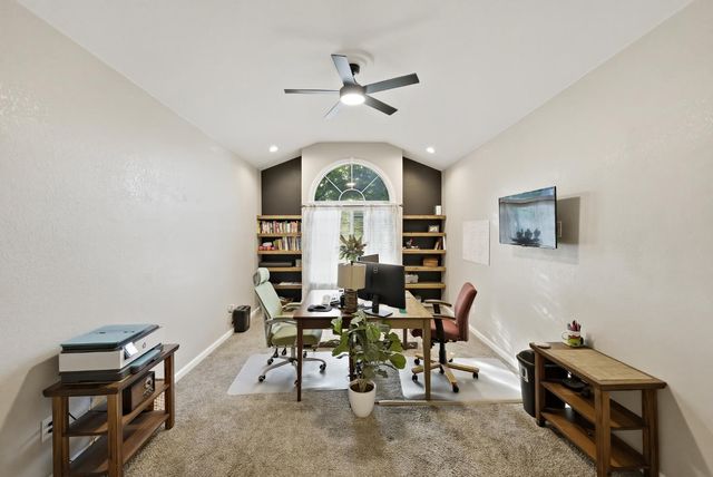 3287 Mckelvy, Fresno, CA 93611