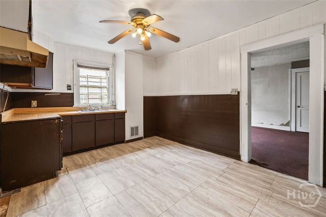 1529 Chester Street, Savannah, GA 31415