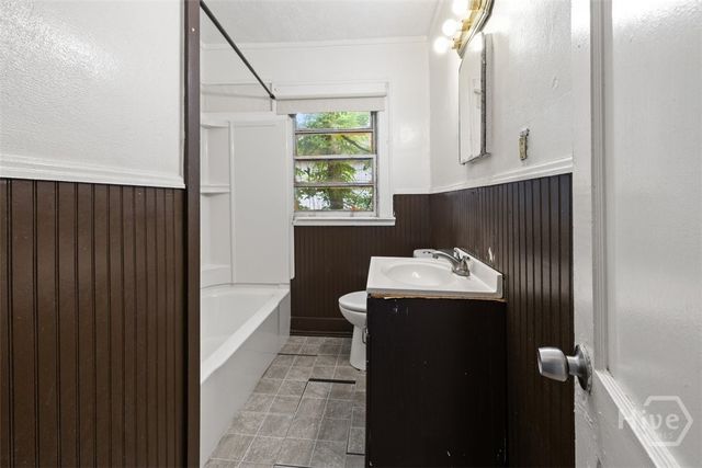 1529 Chester Street, Savannah, GA 31415