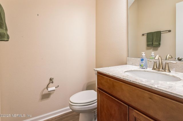 1571 PANTHER LAKE Parkway, Jacksonville, FL 32221