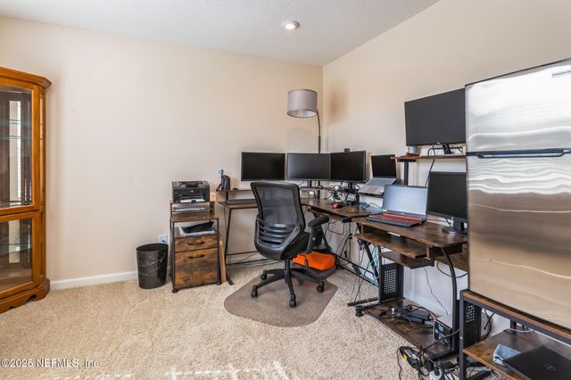 1571 PANTHER LAKE Parkway, Jacksonville, FL 32221