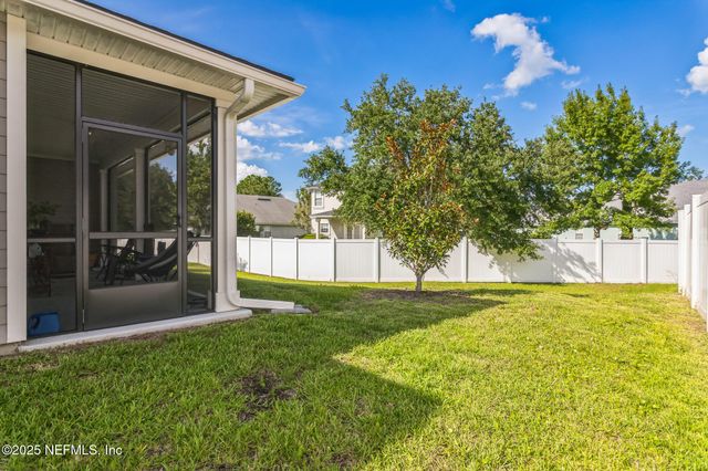1571 PANTHER LAKE Parkway, Jacksonville, FL 32221