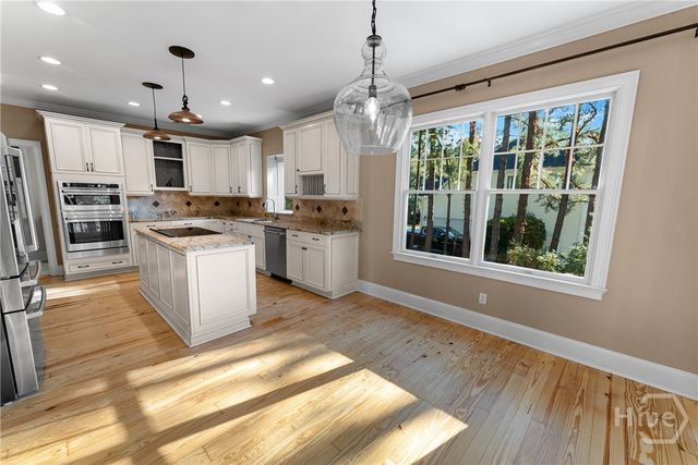 119 Greenview Drive, Savannah, GA 31405