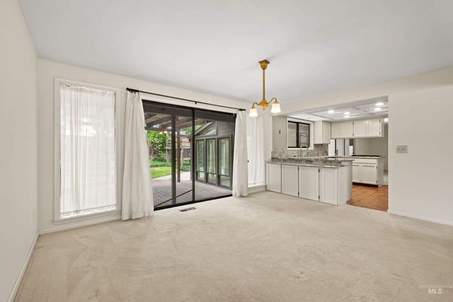 2333 Table Rock Rd, Boise, ID 83712