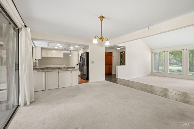 2333 Table Rock Rd, Boise, ID 83712