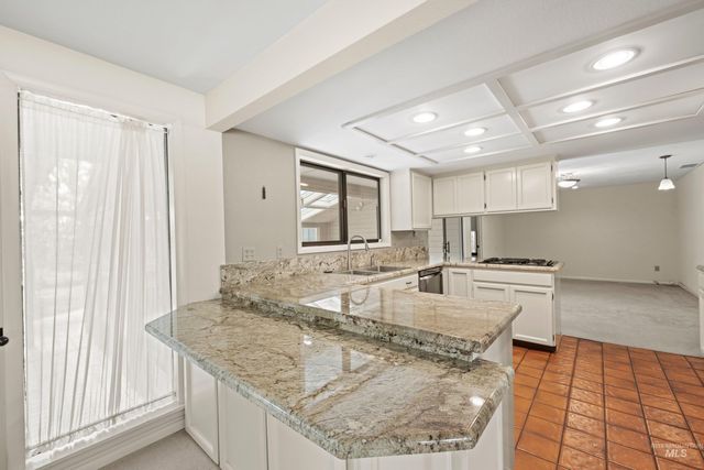 2333 Table Rock Rd, Boise, ID 83712