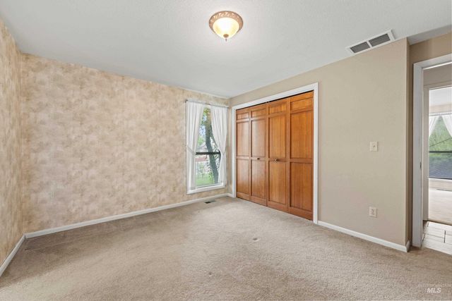 2333 Table Rock Rd, Boise, ID 83712