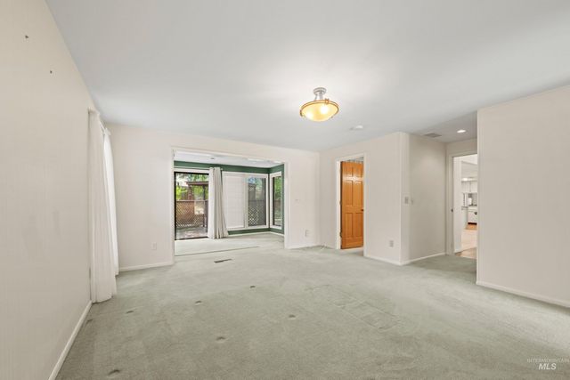 2333 Table Rock Rd, Boise, ID 83712