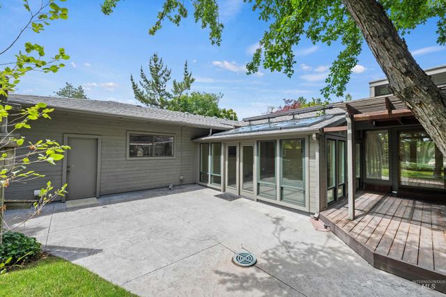 2333 Table Rock Rd, Boise, ID 83712