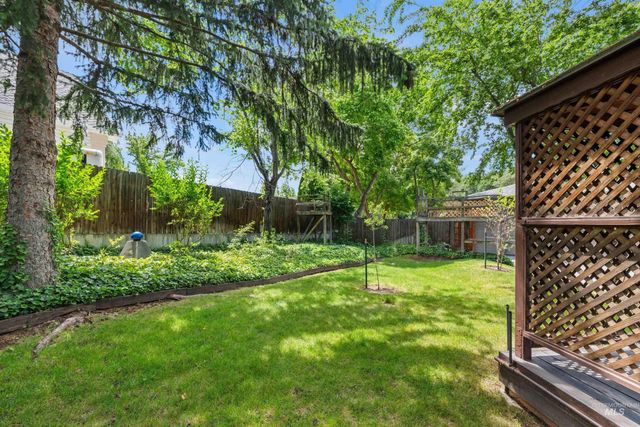 2333 Table Rock Rd, Boise, ID 83712