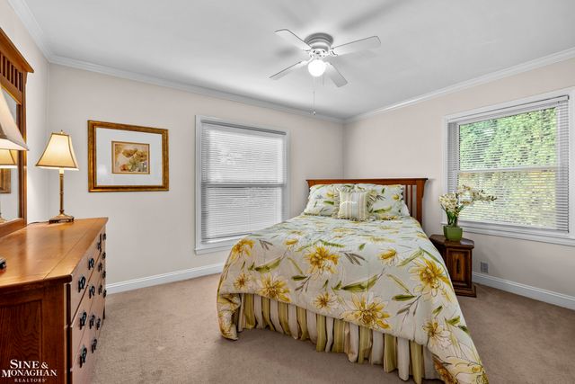 243 Beaupre Avenue, Grosse Pointe Farms, MI 48236