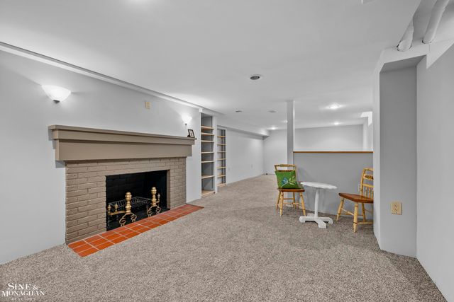 243 Beaupre Avenue, Grosse Pointe Farms, MI 48236