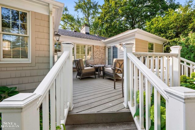 243 Beaupre Avenue, Grosse Pointe Farms, MI 48236