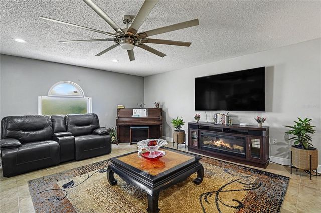 121 MAYFIELD DRIVE, Sanford, FL 32771