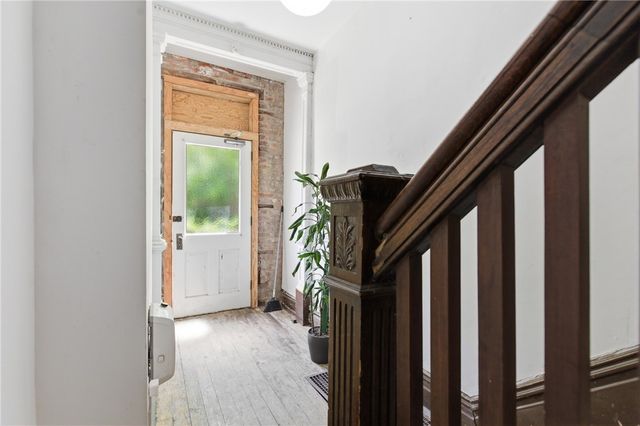 300 S Trenton Ave, Wilkinsburg, PA 15221