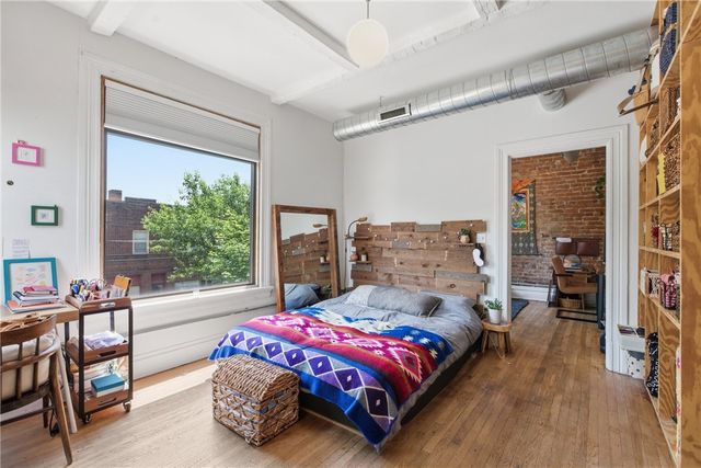 300 S Trenton Ave, Wilkinsburg, PA 15221