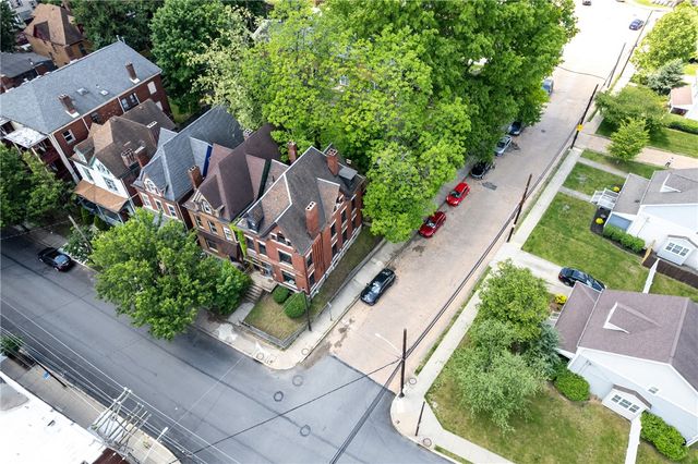 300 S Trenton Ave, Wilkinsburg, PA 15221