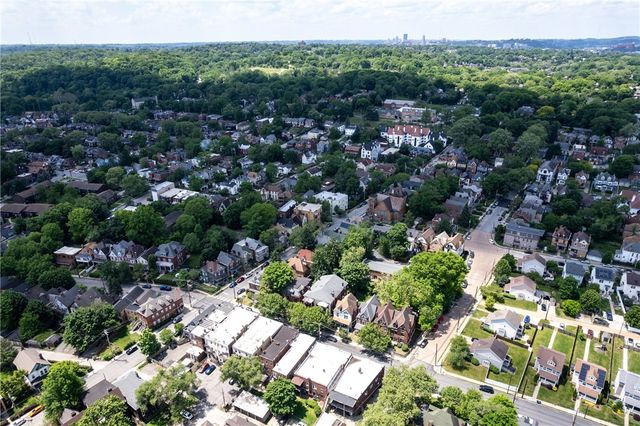 300 S Trenton Ave, Wilkinsburg, PA 15221