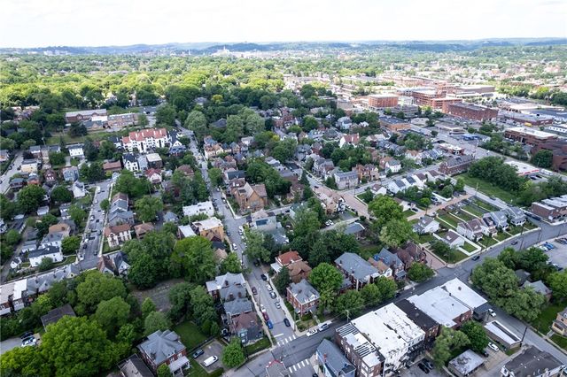 300 S Trenton Ave, Wilkinsburg, PA 15221