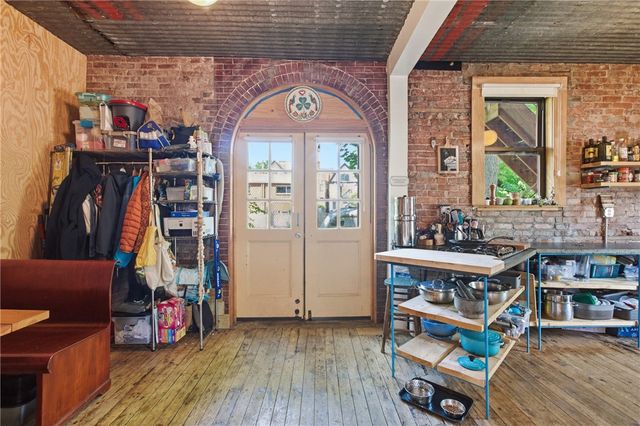 300 S Trenton Ave, Wilkinsburg, PA 15221
