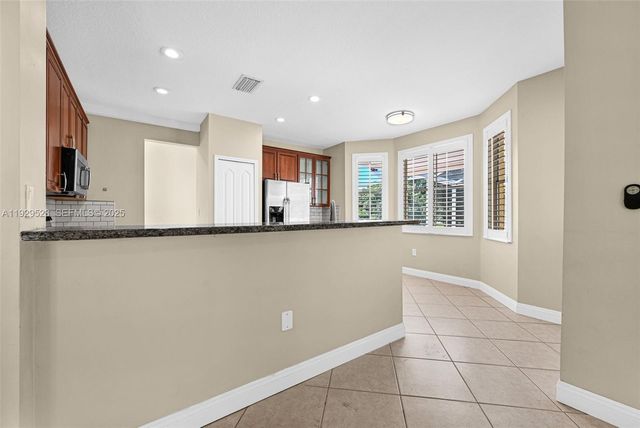 2784 SW 129th Ter, Miramar, FL 33027