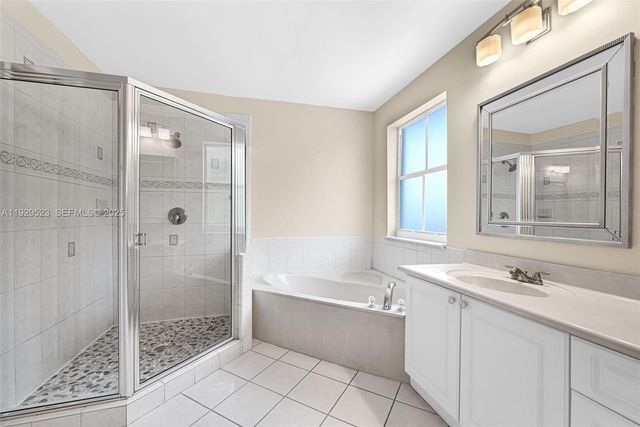 2784 SW 129th Ter, Miramar, FL 33027