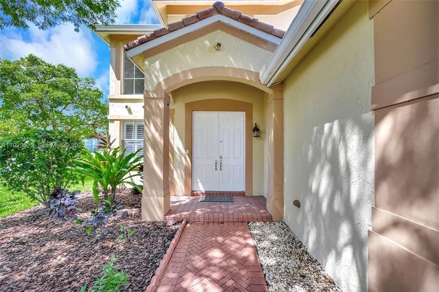 2784 SW 129th Ter, Miramar, FL 33027