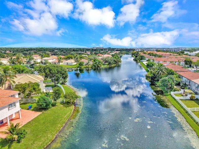 2784 SW 129th Ter, Miramar, FL 33027