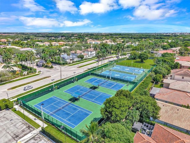 2784 SW 129th Ter, Miramar, FL 33027