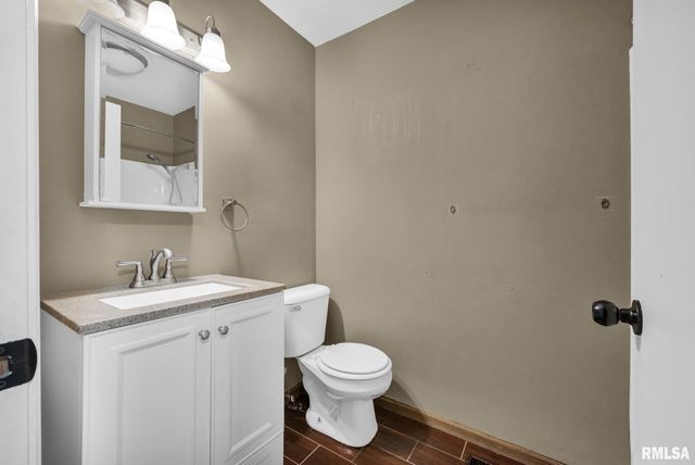318 ARBOR VITAE Drive, Germantown Hills, IL 61548