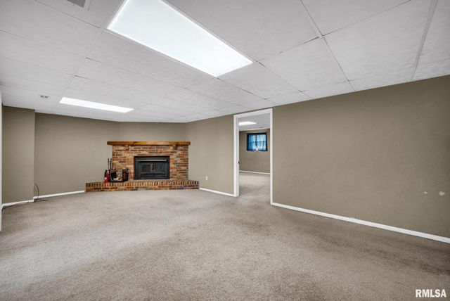 318 ARBOR VITAE Drive, Germantown Hills, IL 61548