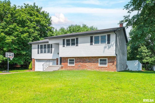 318 ARBOR VITAE Drive, Germantown Hills, IL 61548