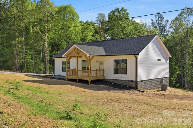 245 White Point Lane, Taylorsville, NC 28681