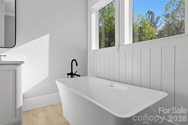 245 White Point Lane, Taylorsville, NC 28681