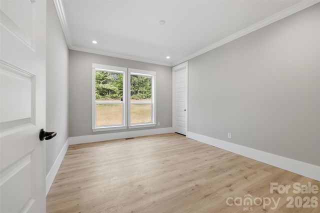 245 White Point Lane, Taylorsville, NC 28681