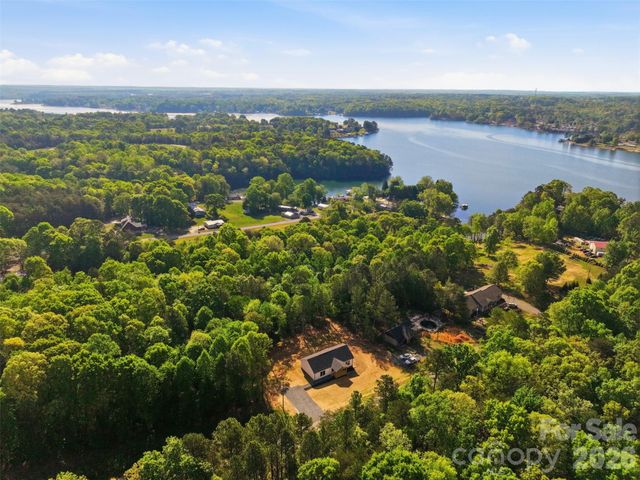 245 White Point Lane, Taylorsville, NC 28681