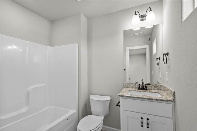 2198 S Magnificent Loop, Fayetteville, AR 72701