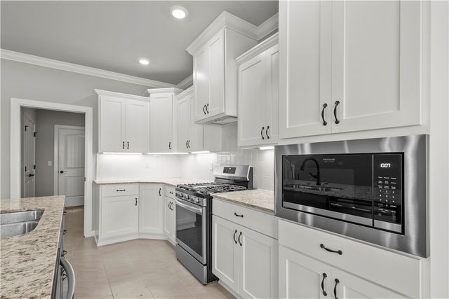 2198 S Magnificent Loop, Fayetteville, AR 72701