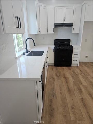 6955 Rhea, Reseda, CA 91335