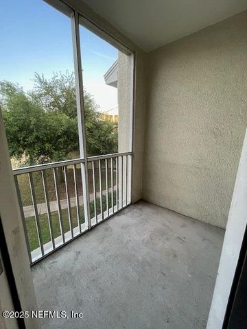 8290 GATE Parkway W 1110, Jacksonville, FL 32216