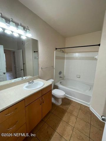 8290 GATE Parkway W 1110, Jacksonville, FL 32216