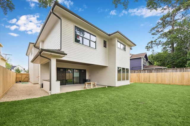1514 Chantilly Lane, Houston, TX 77018