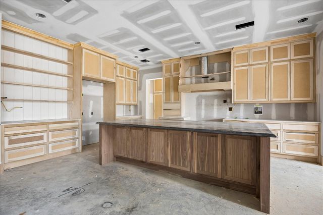 1514 Chantilly Lane, Houston, TX 77018